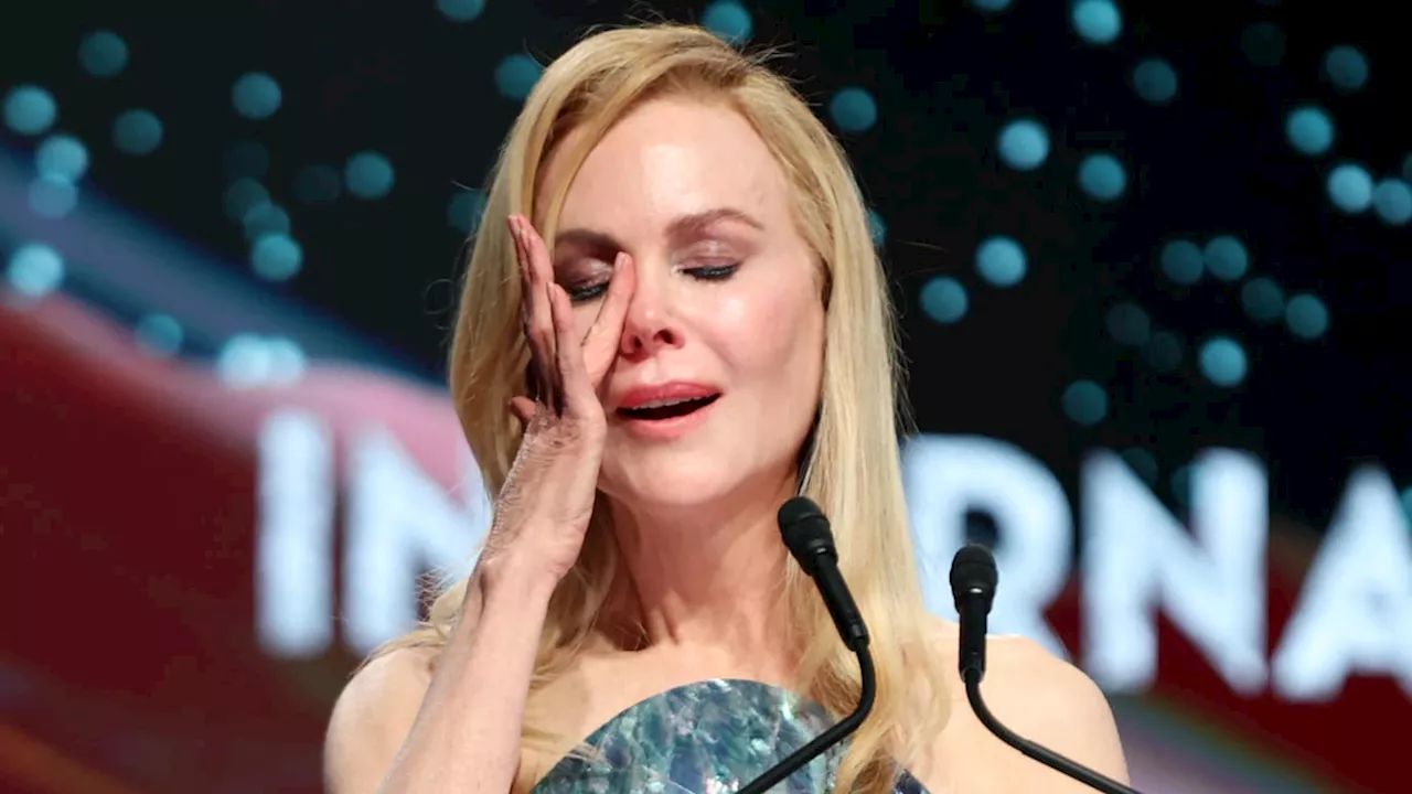 Nicole Kidman émue, dédie un prix à sa mère disparue