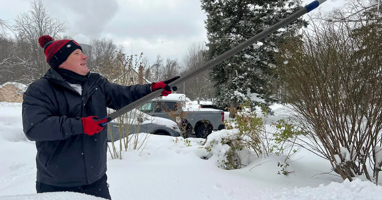 Major Winter Storm Threatens to Paralyze Eastern US