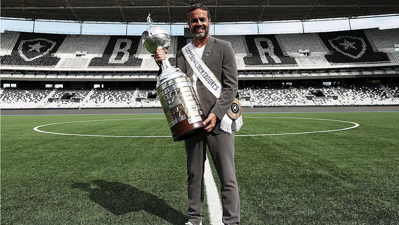 Botafogo e Artur Jorge rescindam contrato após conquistas da Libertadores e Brasileirão