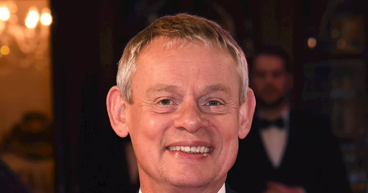 Martin Clunes Loses Three Stone with 5:2 Diet