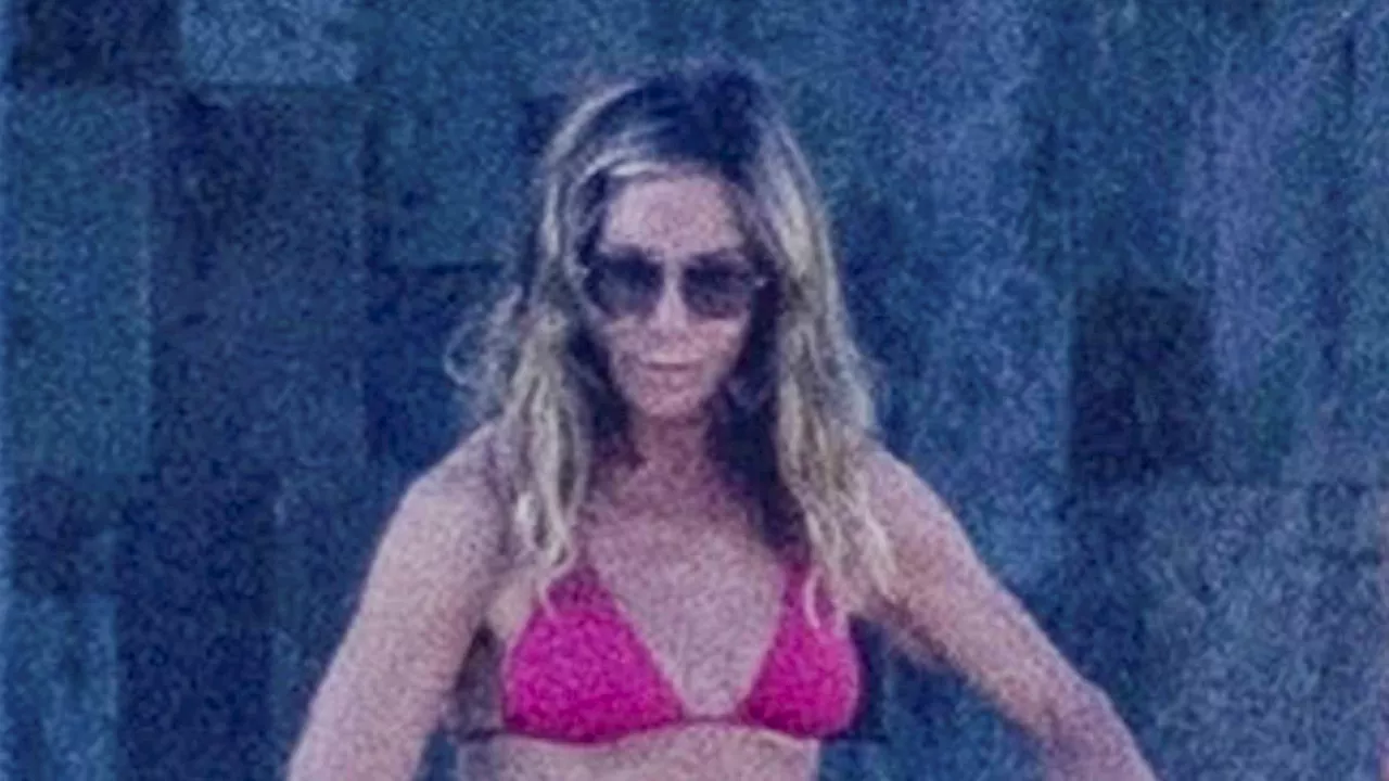 Jennifer Aniston Shows Off Bikini Body on 2025 Trip to Los Cabos