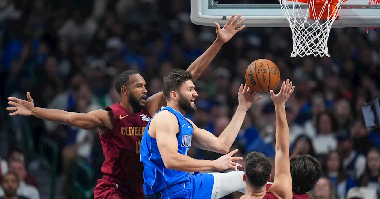 Cavaliers Beat Mavericks in 134-122 Win