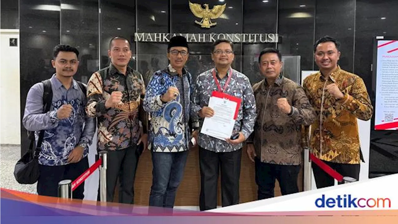 Tim Khofifah-Emil Resmi Didaftarkan Sebagai Pihak Terkait Gugatan Risma-Gus Hans ke MK