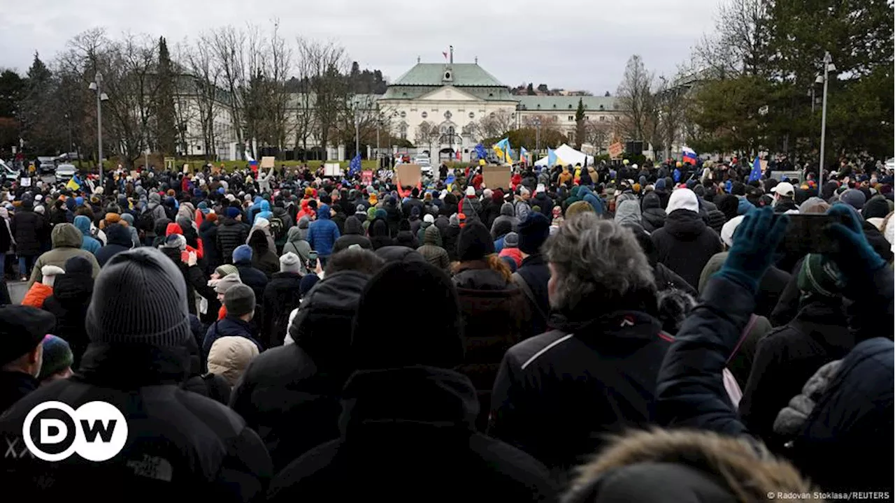 Акция протеста в Словакии: против политики и за Украину