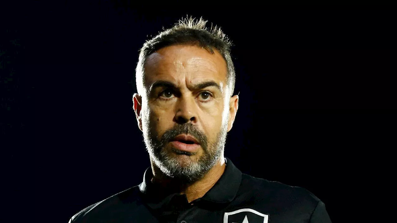 Botafogo anuncia a saída de Artur Jorge após conquistas de 2024