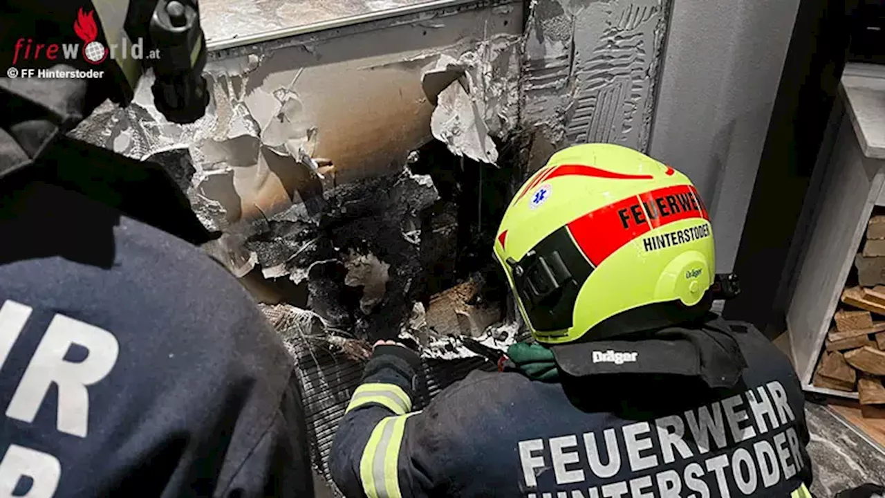 Schwelbrand hinter Kaminofen in Hinterstoder