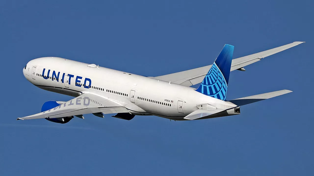 Passenger Banned From United Airlines After Urinating on Another Traveler