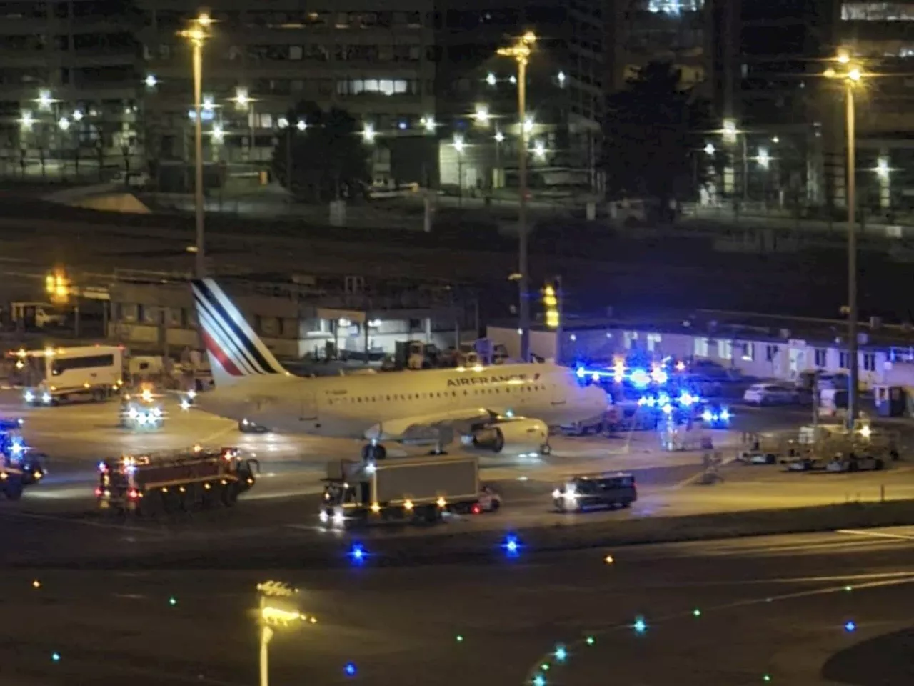 Atterraggio d'emergenza per un malfunzionamento della pressione a bordo di un volo Air France