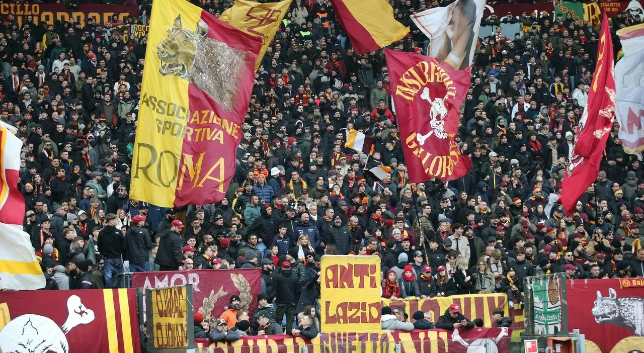 Derby della Capitale: Curva Sud chiama a raccolta i tifosi