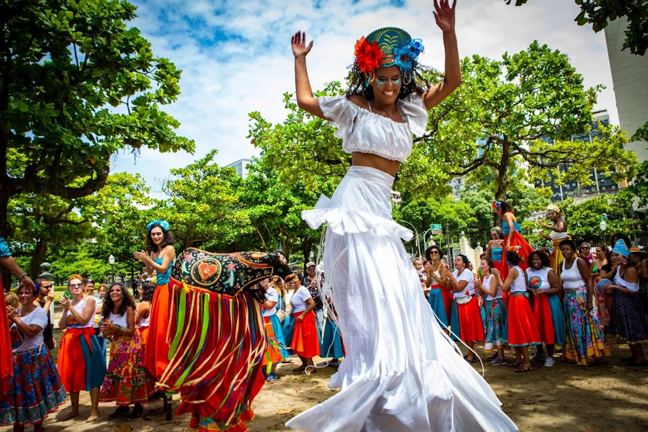 Carnaval no Rio: Blocos e Escolas de Samba Abrem a Folia com Dois Meses de Festa