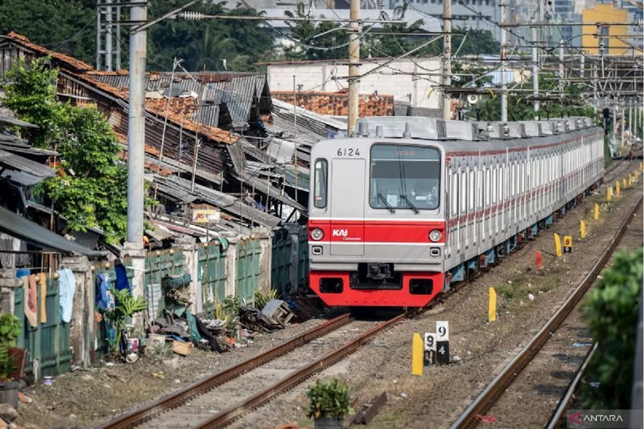 Warga Menolak Penutupan Stasiun Karet: Jangan Mempersulit