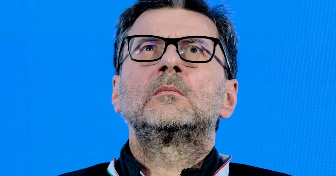 "Giancarlo Giorgetti ministro delle Finanze dell'anno": sinistra in tilt, ecco chi lo incorona