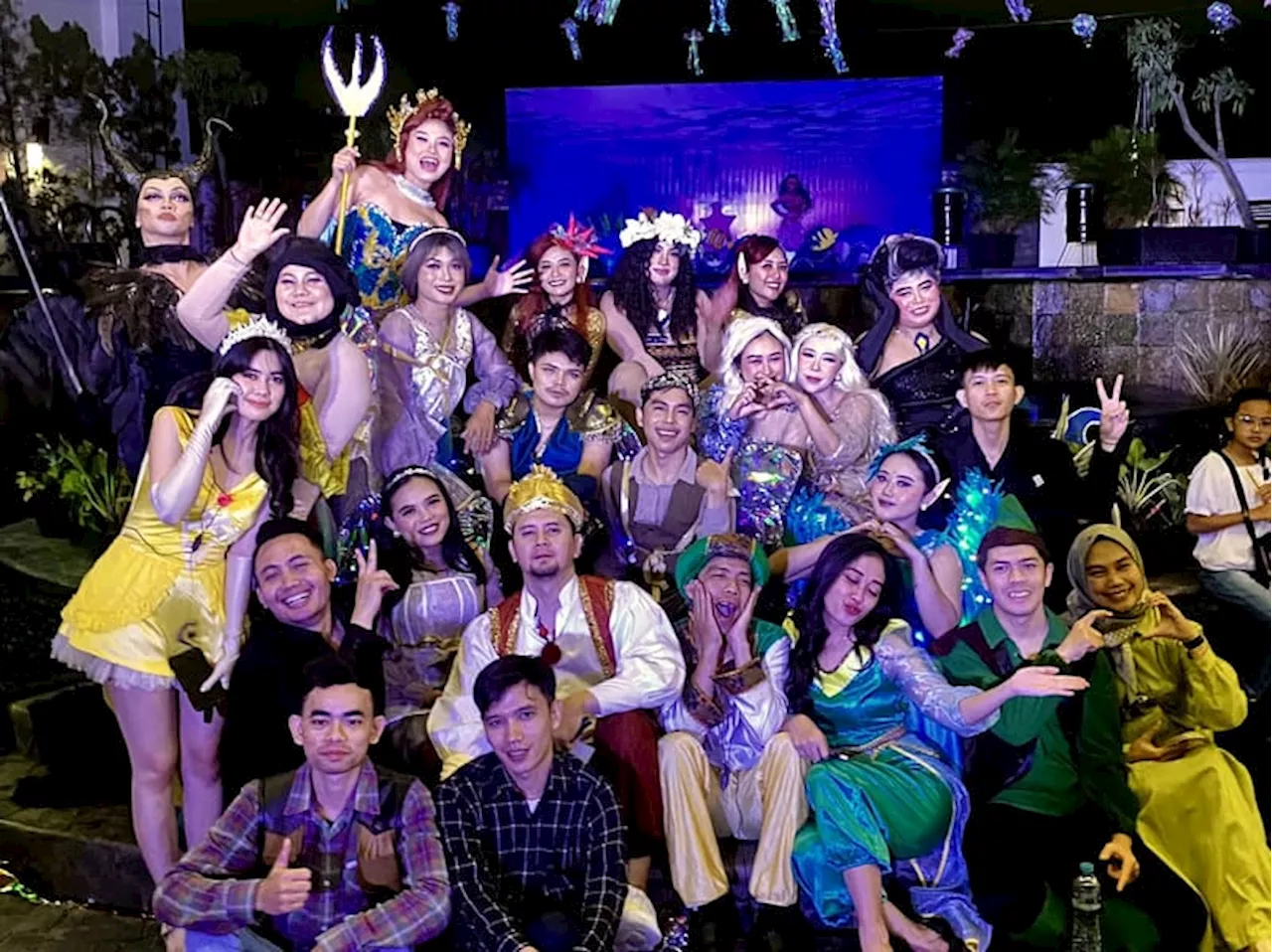 Arion Suites Hotel Bandung Bertema Wonderland Night Festival