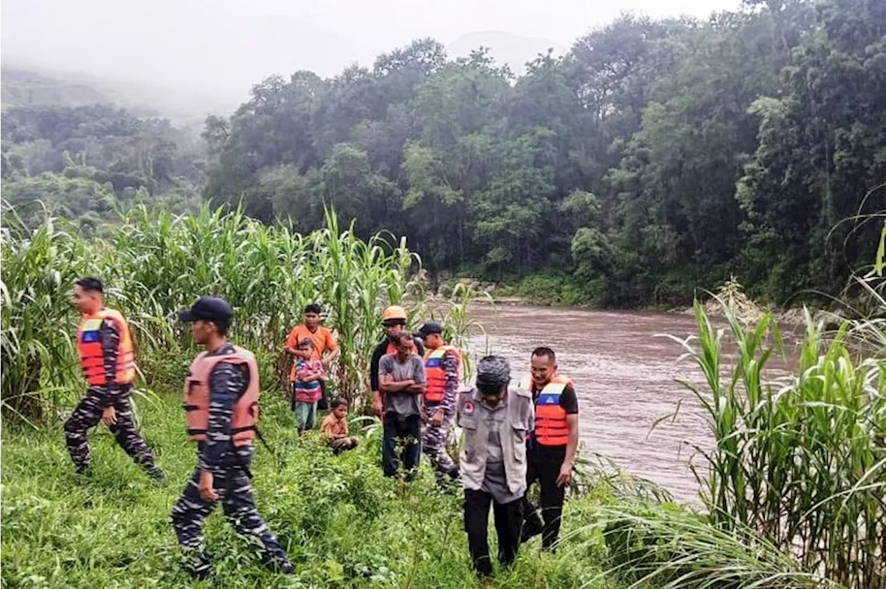 Korban Banjir di Sumba Timur Ditemukan di Bawah Air Terjun