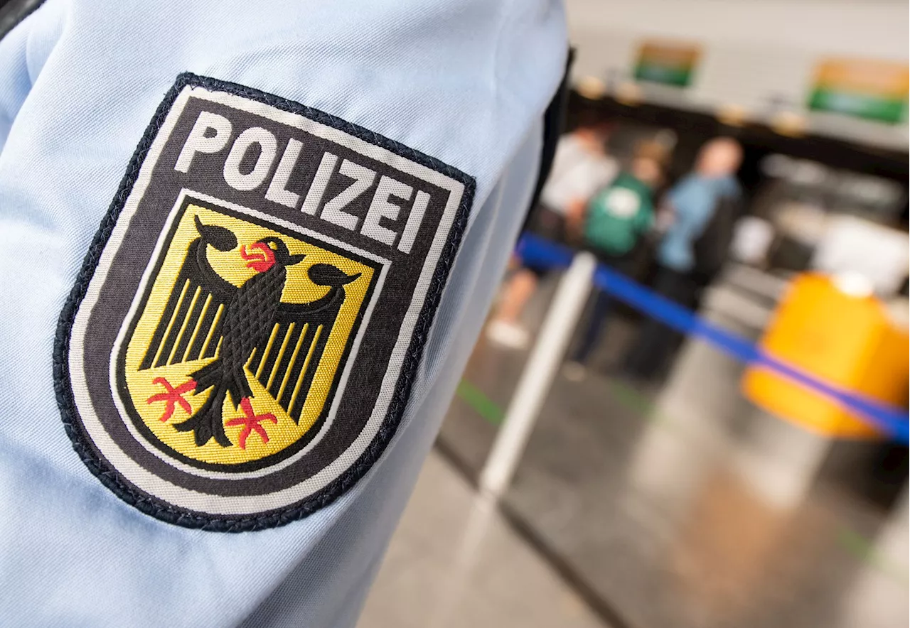 Bundespolizei nimmt arabischen Influencer am Flughafen BER fest