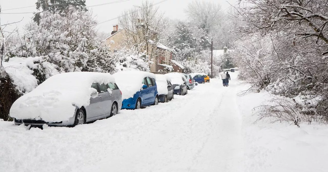 NHS Urges Public to Stay Indoors During Weekend Snowstorm