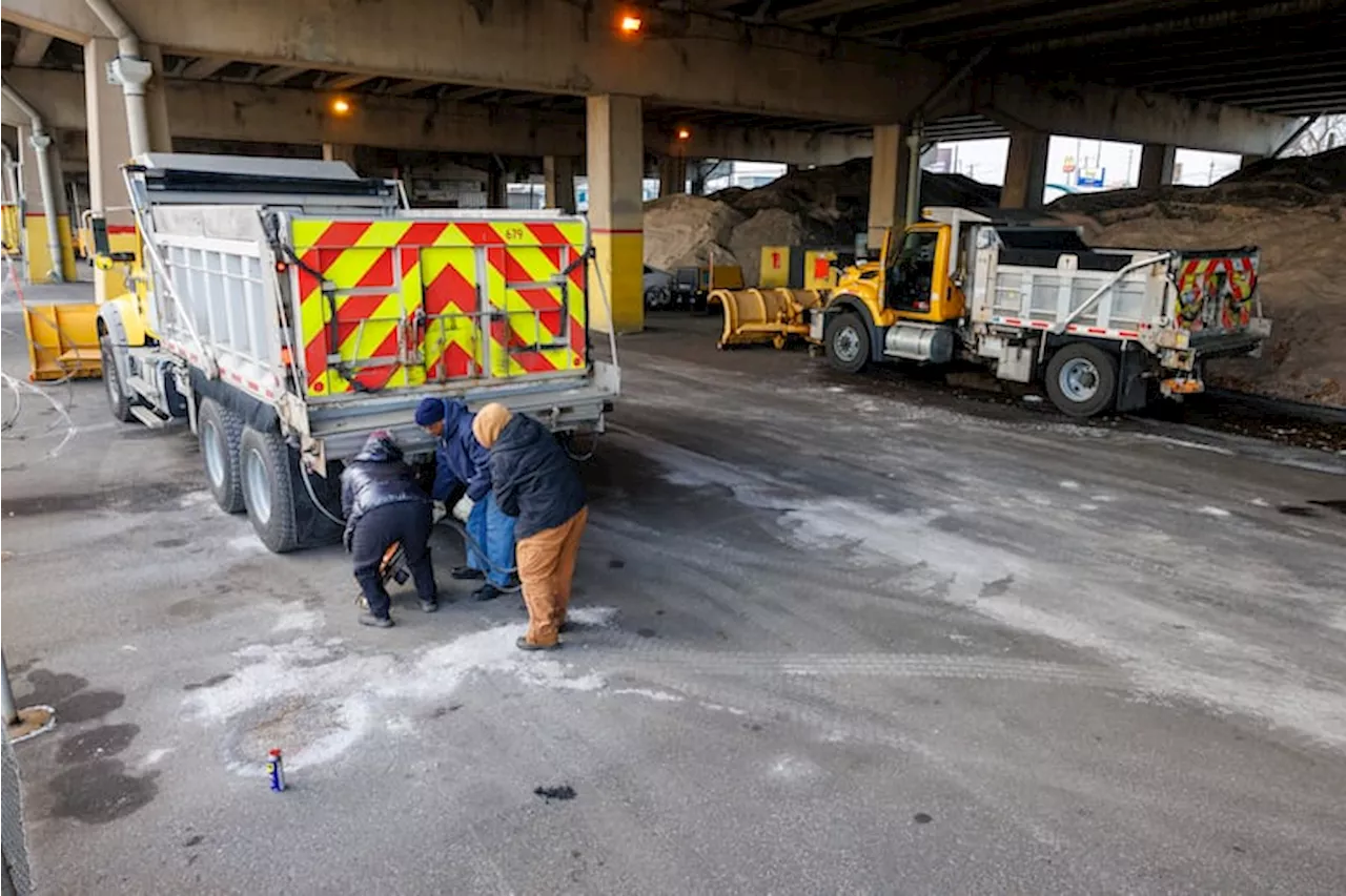 Philadelphia Braces for Upside-Down Snowfall