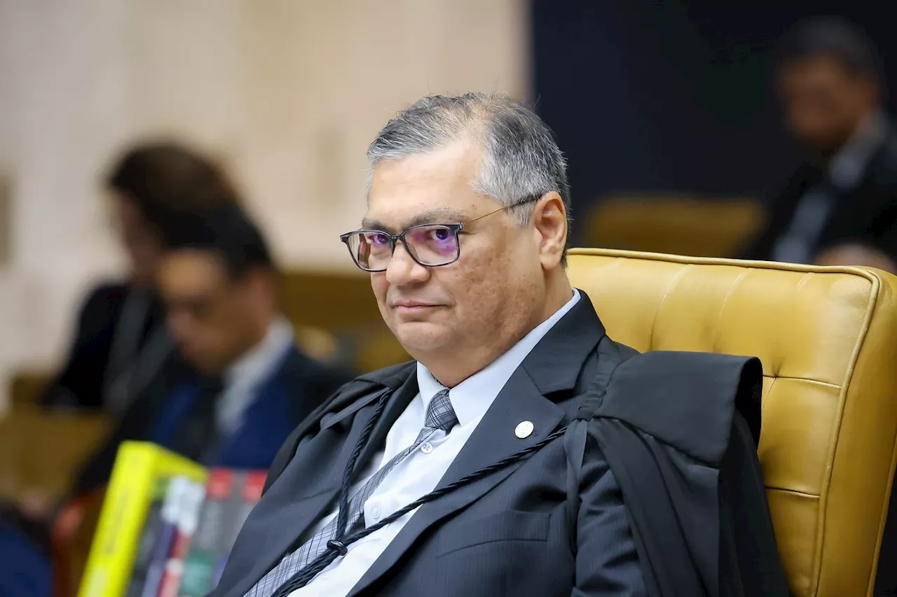 Ministro do STF Suspende Repasses a ONGs que Não Fornecem Informações sobre Aplica\u00e7\u00e3o de Emendas