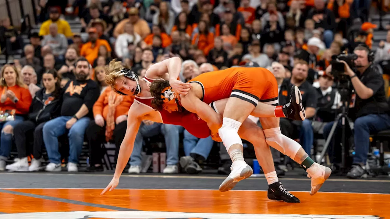 Oklahoma State Cowboys Dominate Air Force in Wrestling Match