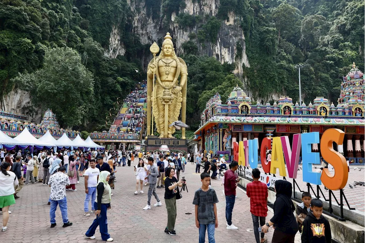 MIC Switches Prayer Vigil Location to Batu Caves for Najib Solidarity