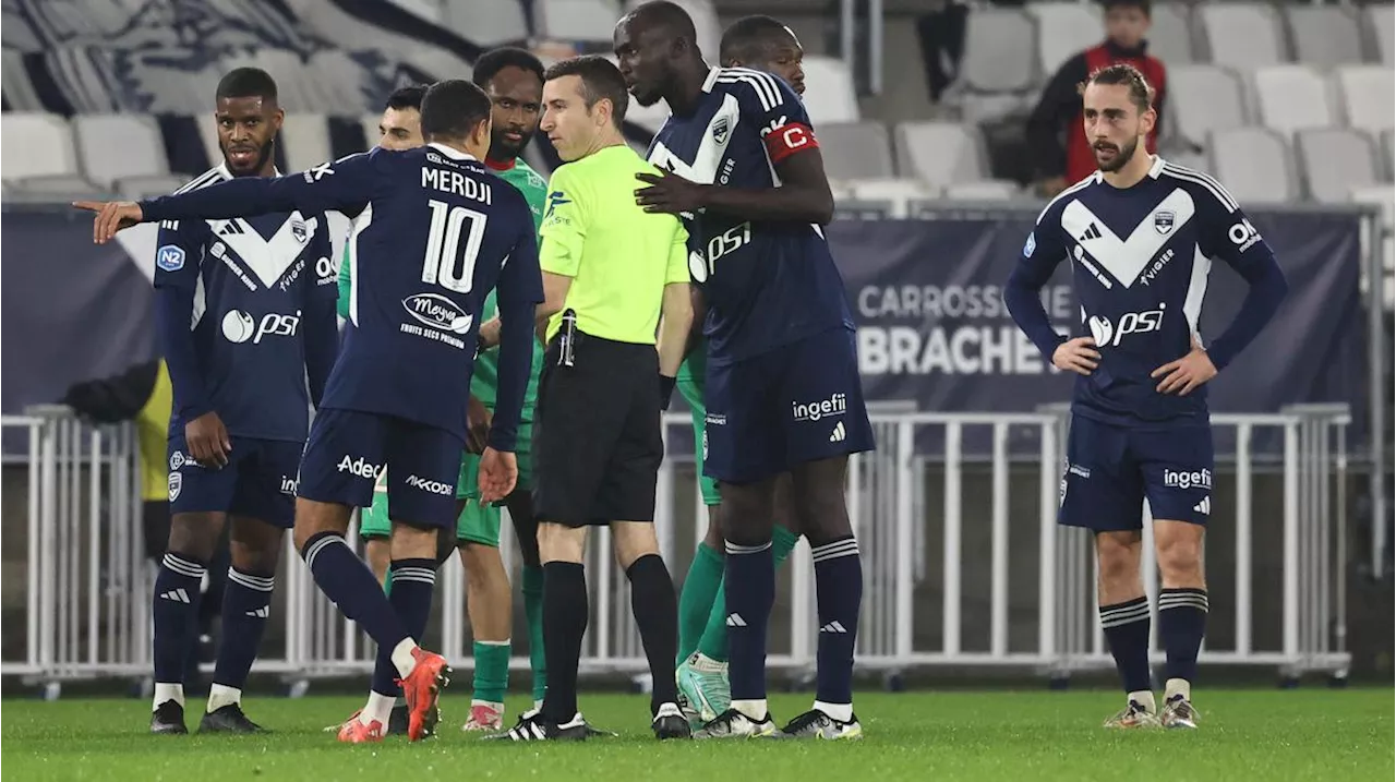 Girondins - Locminé (1-2): La confusion règne à la fin d'un match arbitré controversé