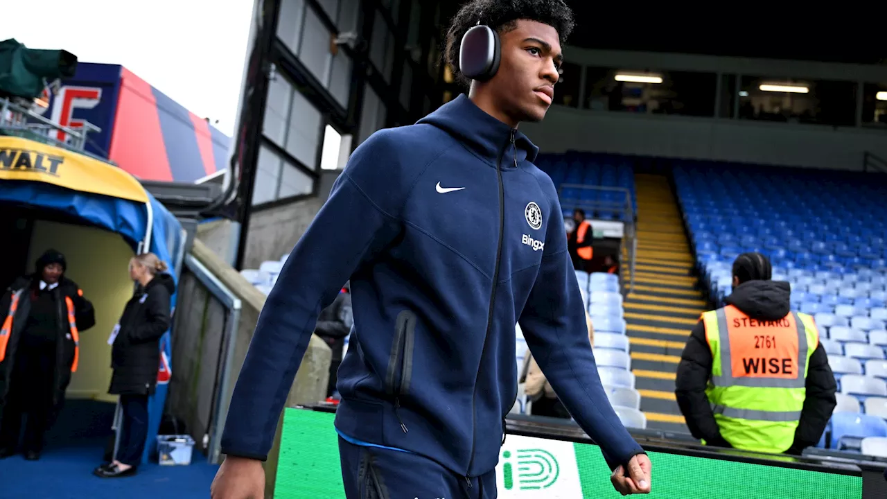 Chelsea Hand Premier League Debut to Teenage Right-Back in London Derby