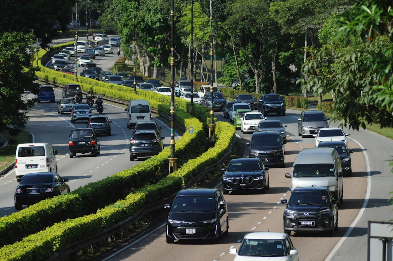 Johor Bahru Faces Potential Traffic Congestion with Weekend Shift