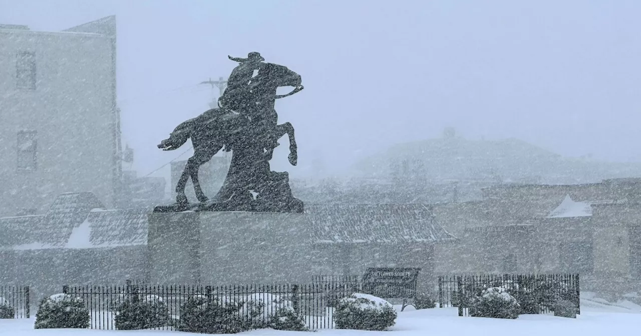 Major Winter Storm Sweeps Across Central US, Bringing Snow, Ice, and Freezing Temperatures