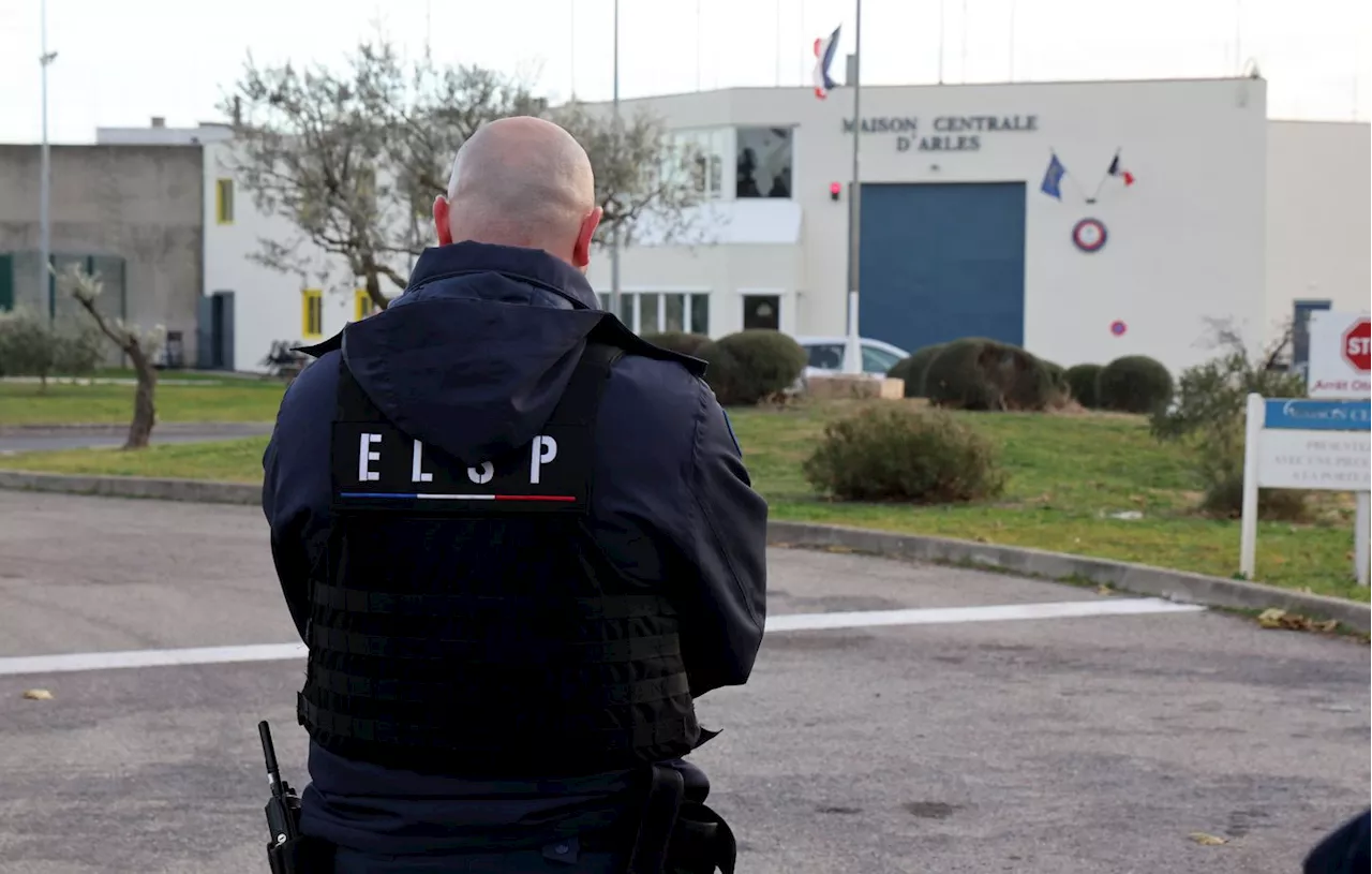 L'homme ayant pris en otage cinq personnes à Arles hospitalisé