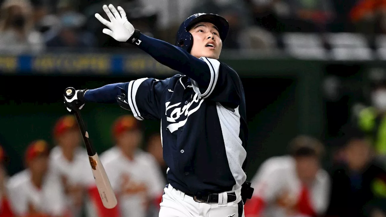 Dodgers Sign Korean Infielder Hyeseong Kim to 3-Year Deal