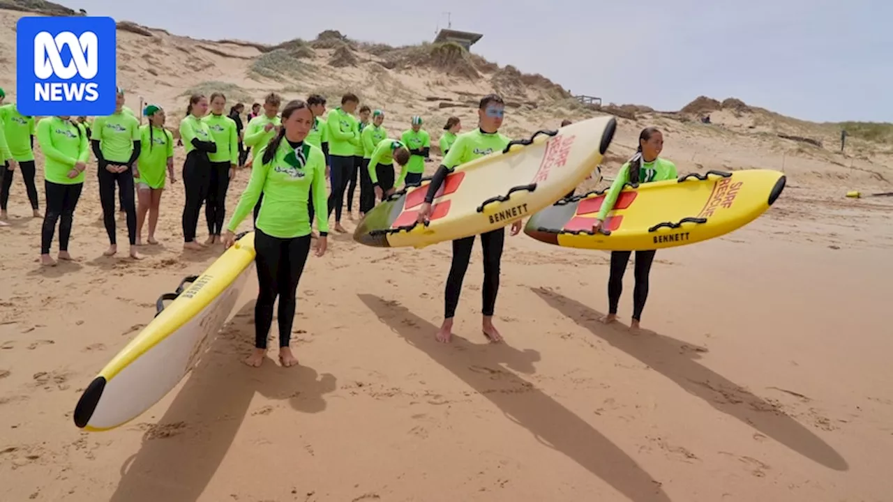 Teenagers Train to Become Surf Lifesavers