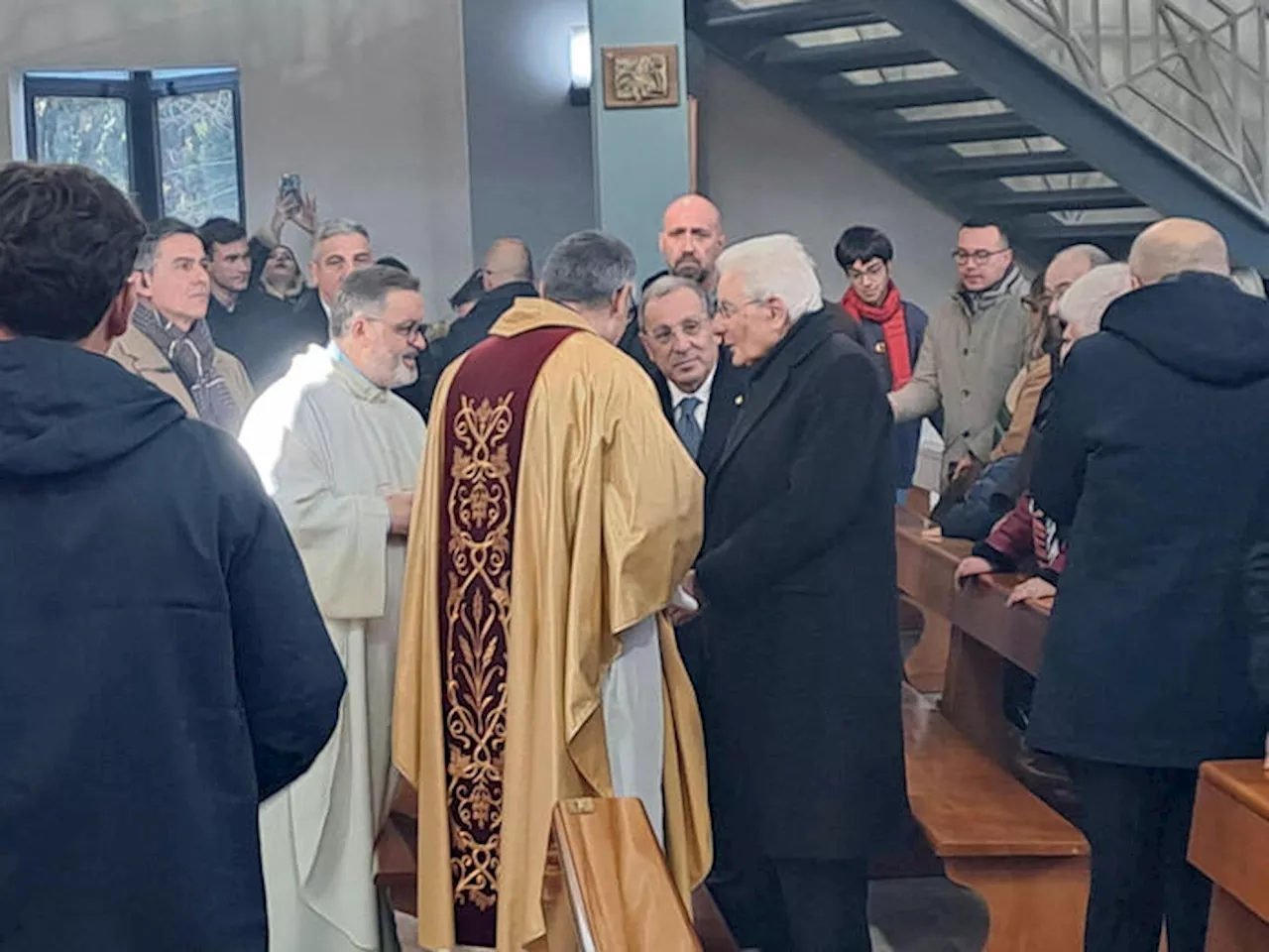 Mattarella a Caivano: auguri ai bambini per il futuro