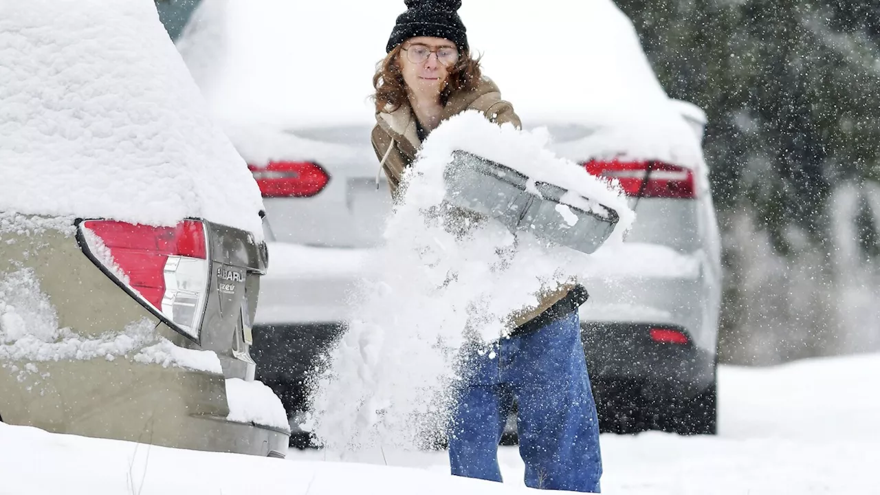 Johnstown Resident Braces Winter Storm