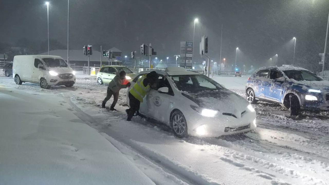 Liverpool-Manchester United Match in Doubt Due to Cold Weather