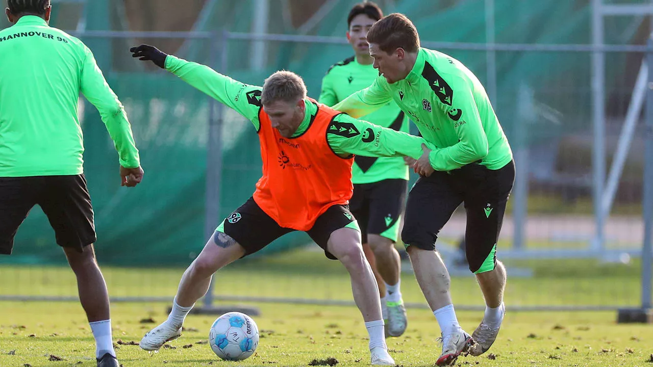 Hannover 96-Stürmer Voglsammer Belirsizlik