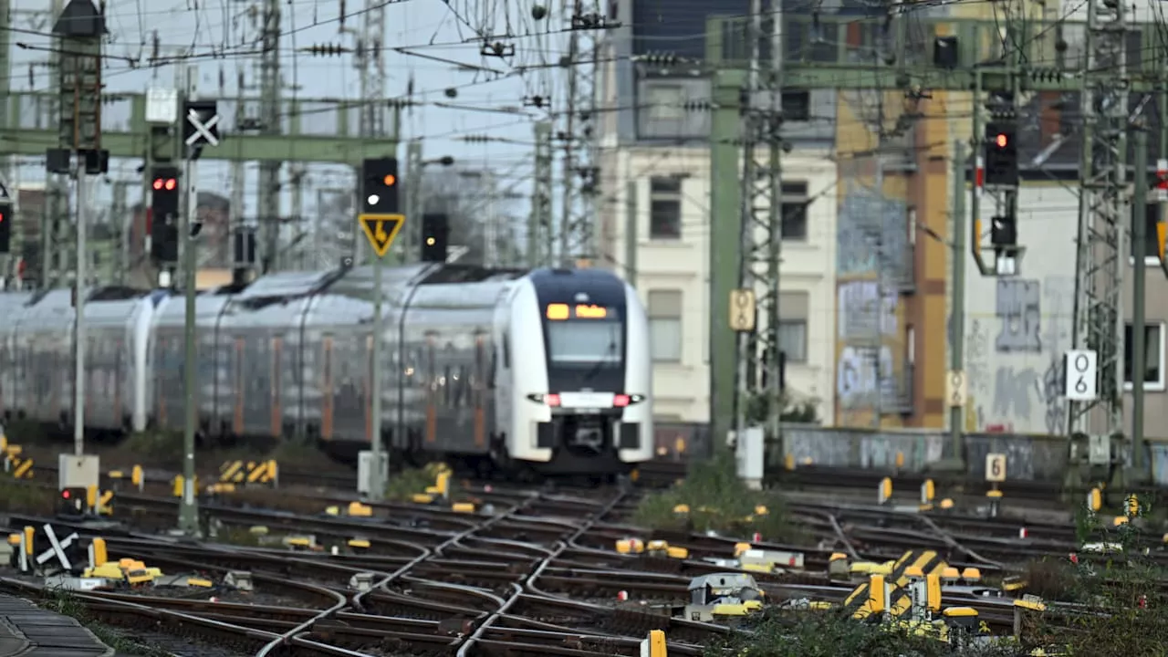 Milliarden-Investment der Bahn in NRW: Pendler müssen improvisieren