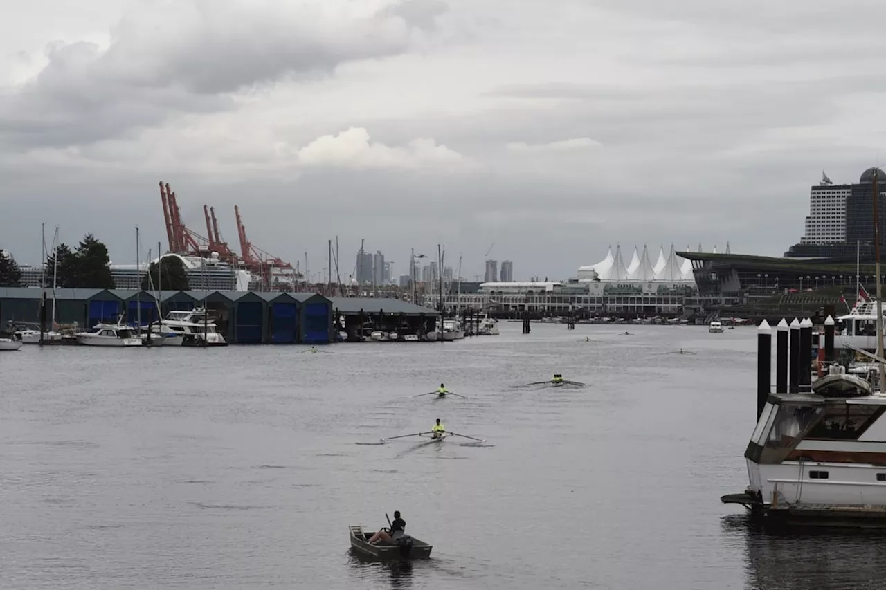 Vancouver Weather Forecast: Sunshine and Light Showers Ahead