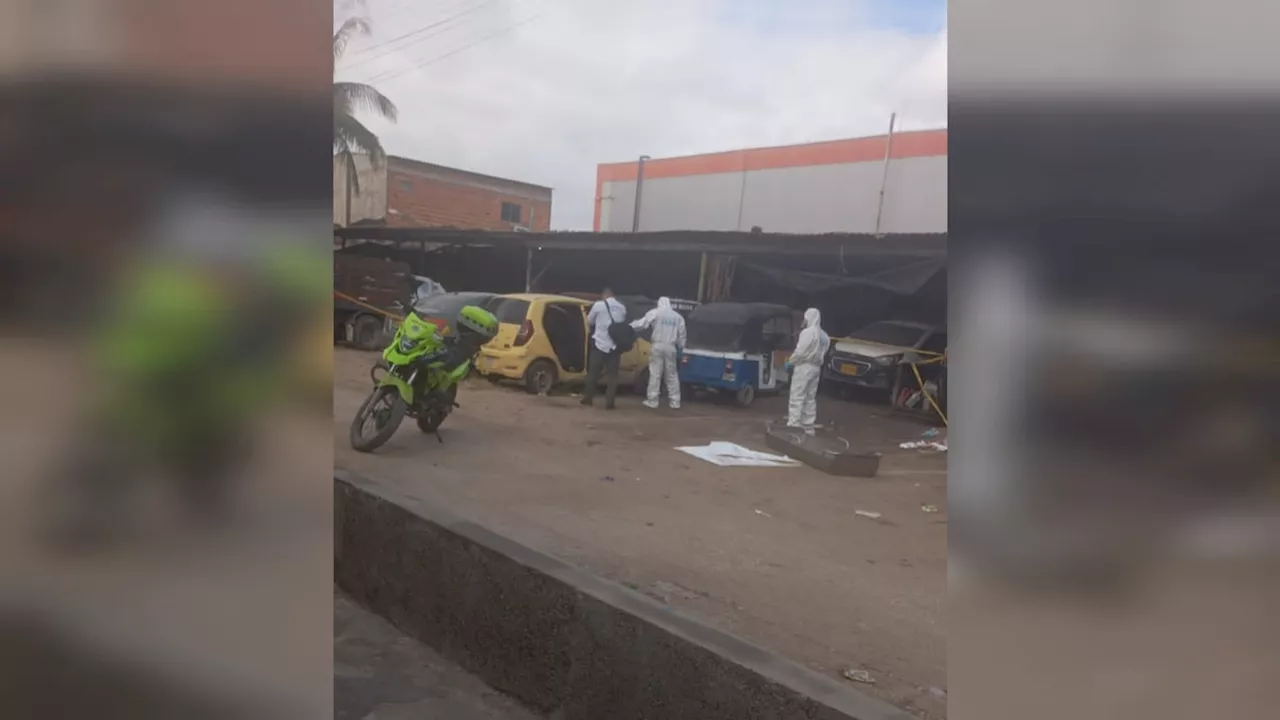 Hallan cuerpo sin vida dentro de un taxi en Costa Hermosa