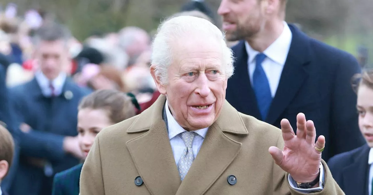 Le Roi Charles III perpétue la tradition des 'Red Boxes' Malgré les soins