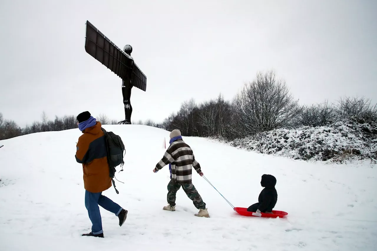 Heavy Snow Disrupts UK and Europe