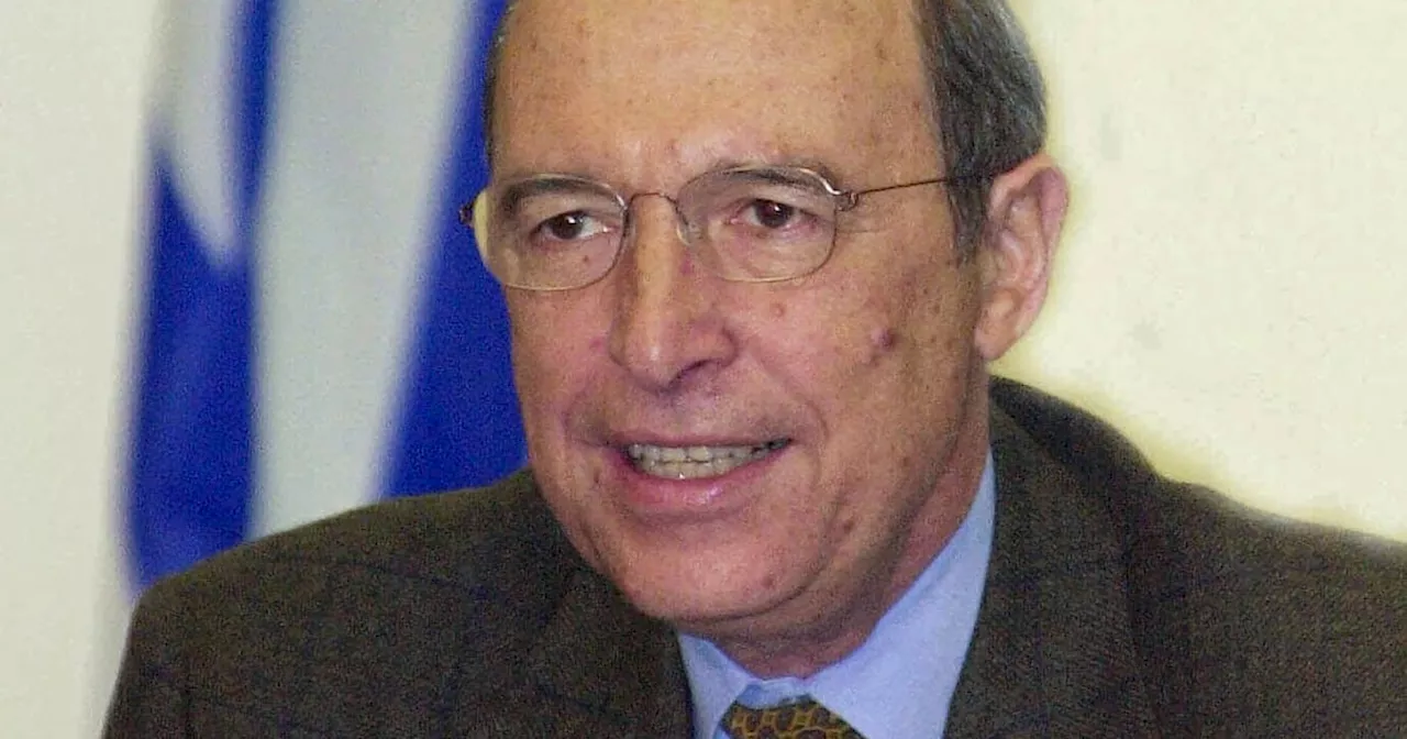 Former Greek prime minister Costas Simitis dies aged 88