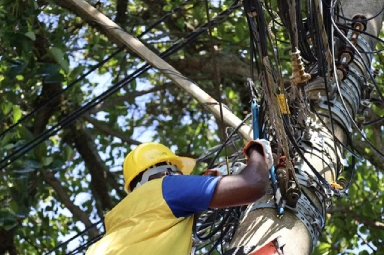 Niterói Retira Mais de 1 Tonelada de Fios Soltos em Operação Caça-Fios