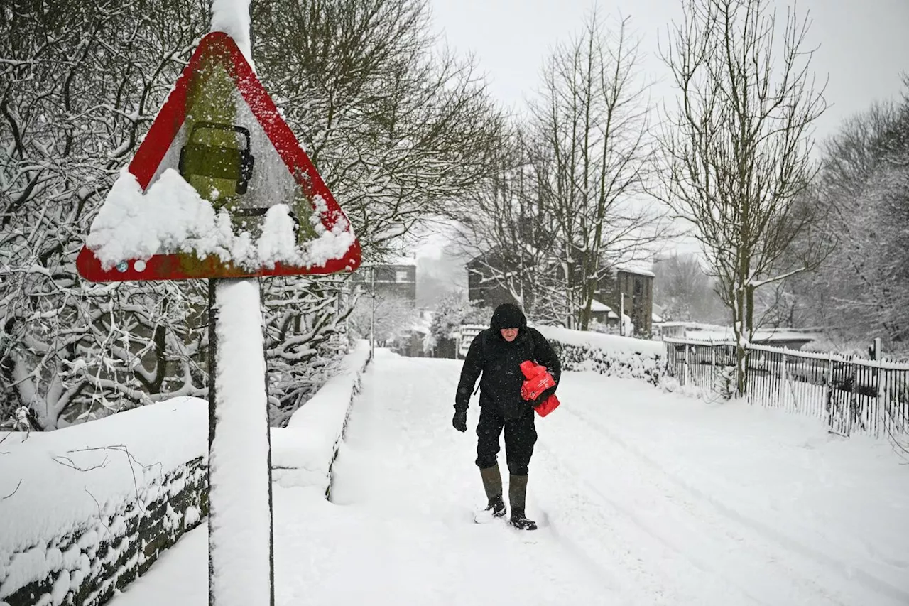 Les fortes chutes de neige en Europe du nord perturbent le trafic aérien