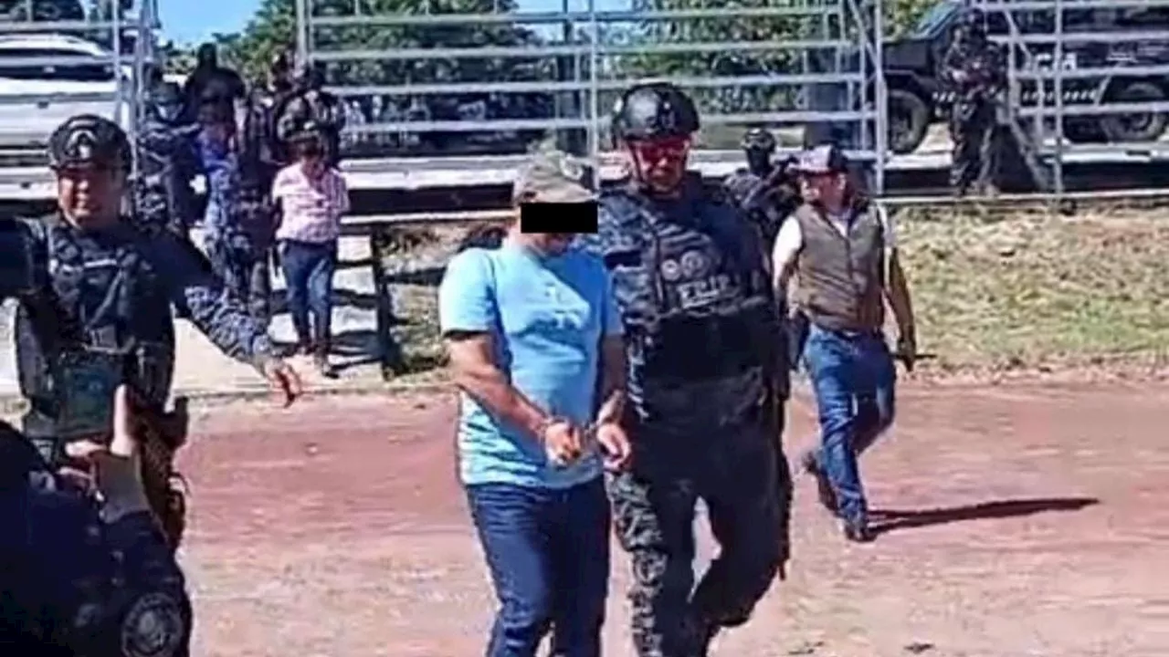 Cae el alcalde de Comalapa; lo acusan de varios delitos, uno de ellos desaparición forzada