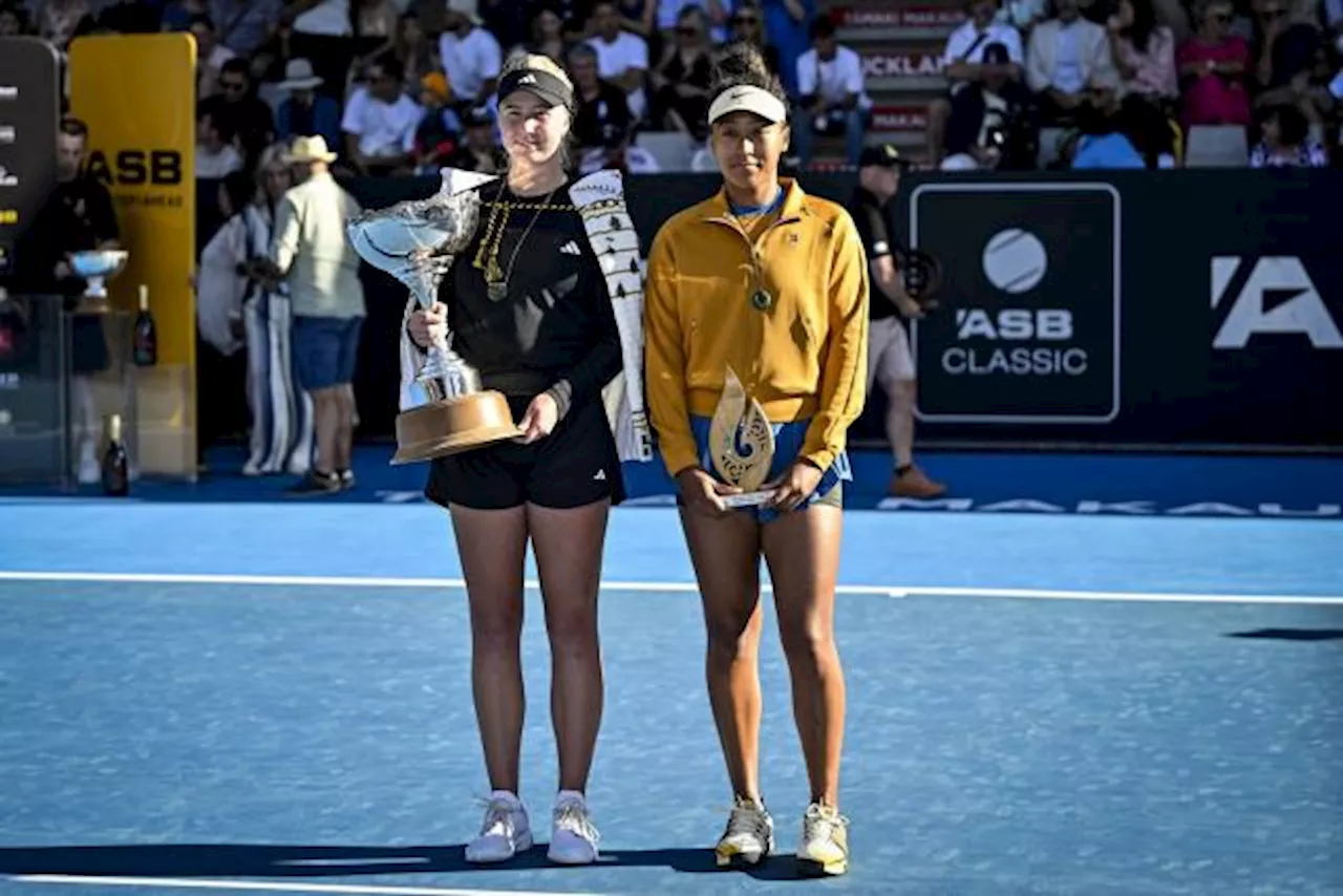 Clara Tauson remporte le tournoi d'Auckland après l'abandon de Naomi Osaka