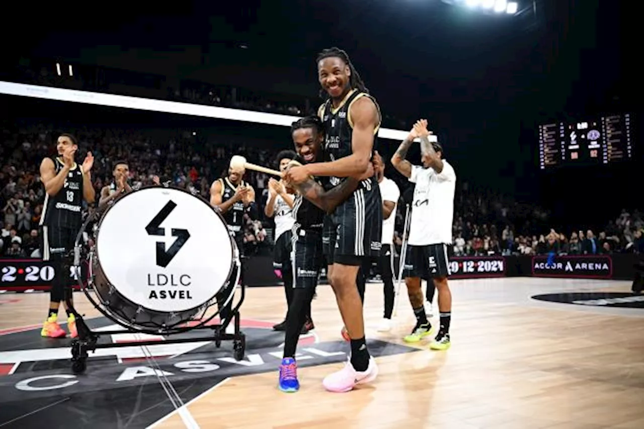 L'Asvel s'impose à La Rochelle et prend la tête du championnat de Betclic Elite