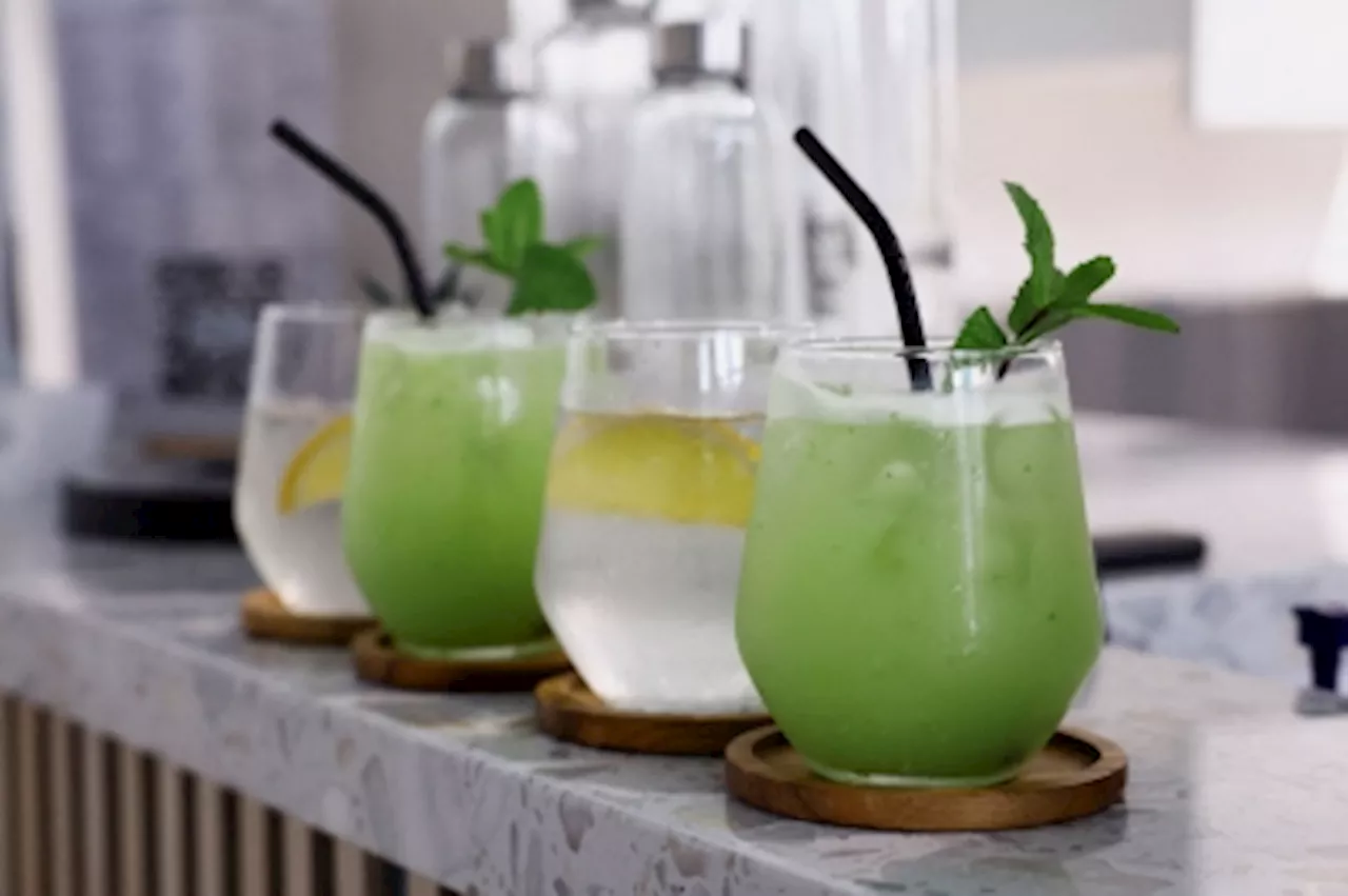 Younger Americans Embrace Mocktails Amidst Surgeon General's Alcohol Cancer Warning