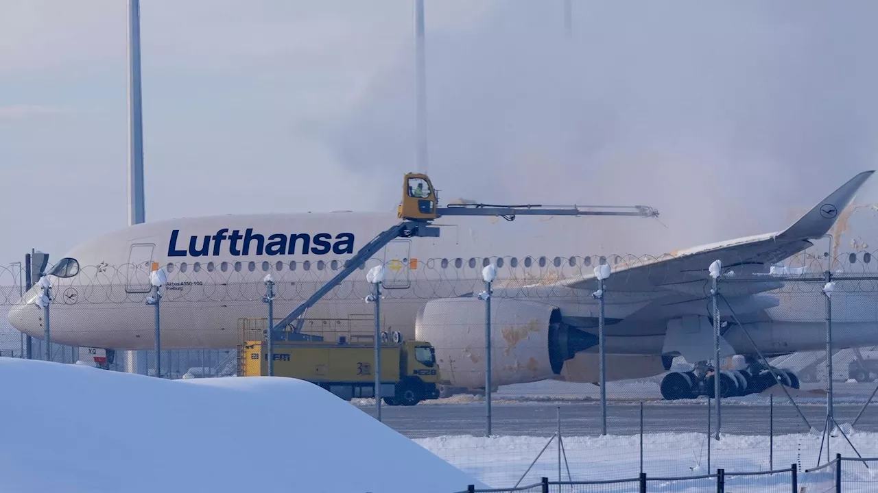 Flughafen München: Schnee und Glätte sorgen für Verspätungen und Ausfälle