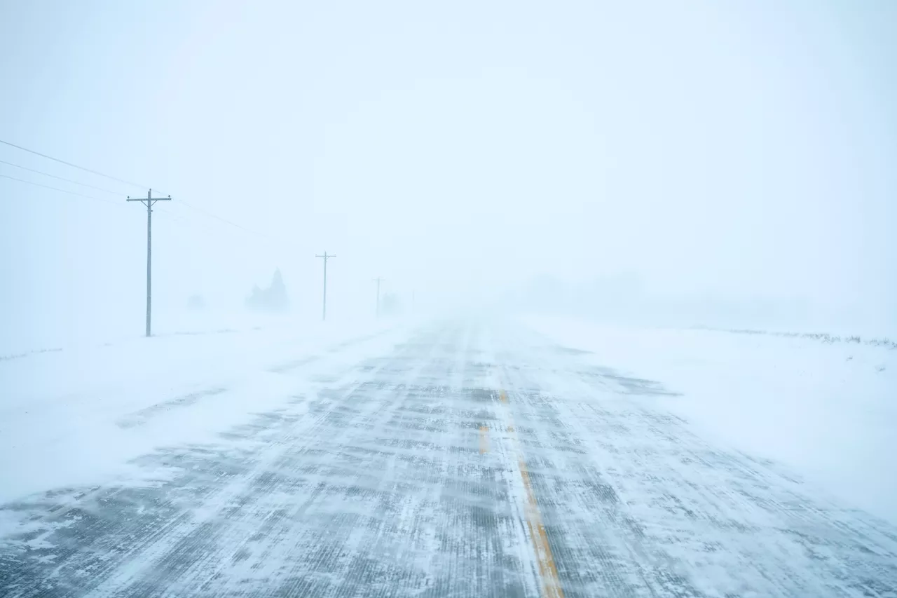 Snowstorm to Bring Travel Challenges to Chicago Area