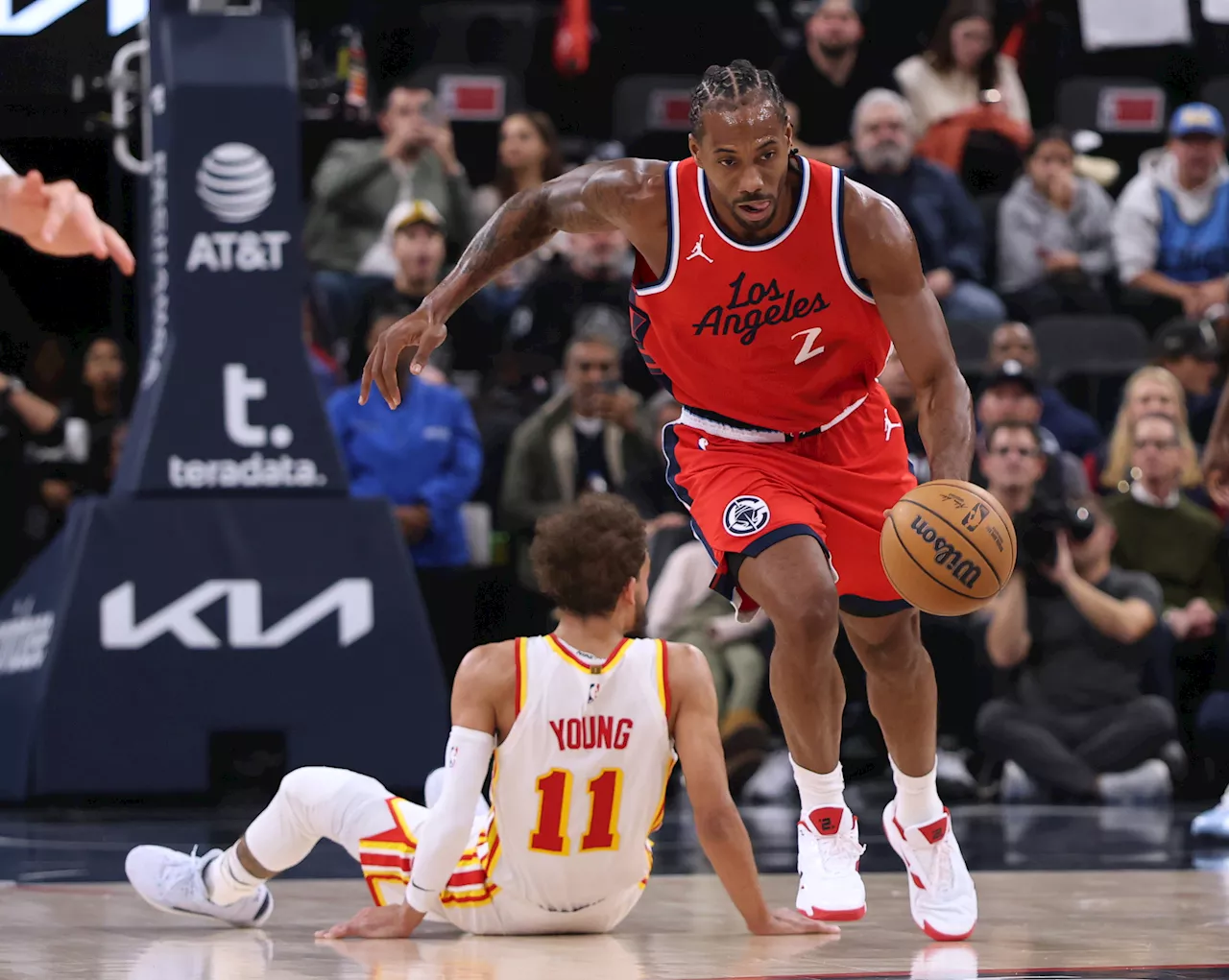 Kawhi Leonard Returns to Court for Los Angeles Clippers